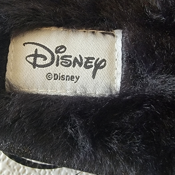 NWT! Disney Minnie Mouse Bling Rhinestone Fuzzy slippers - Picture 7 of 8